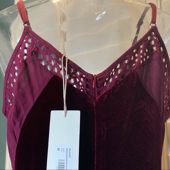 Relished Velvet Midi Dress - Picture 9 of 11